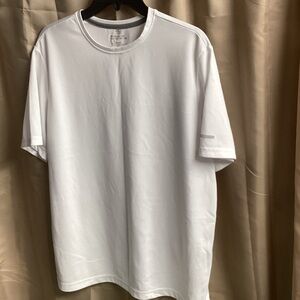Essential White Men's Short Sleeve Tee